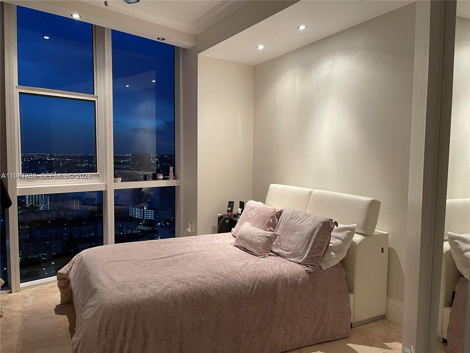 4301 3 / 4 3016 sq. ft. $ 2026-01-08 0 foto