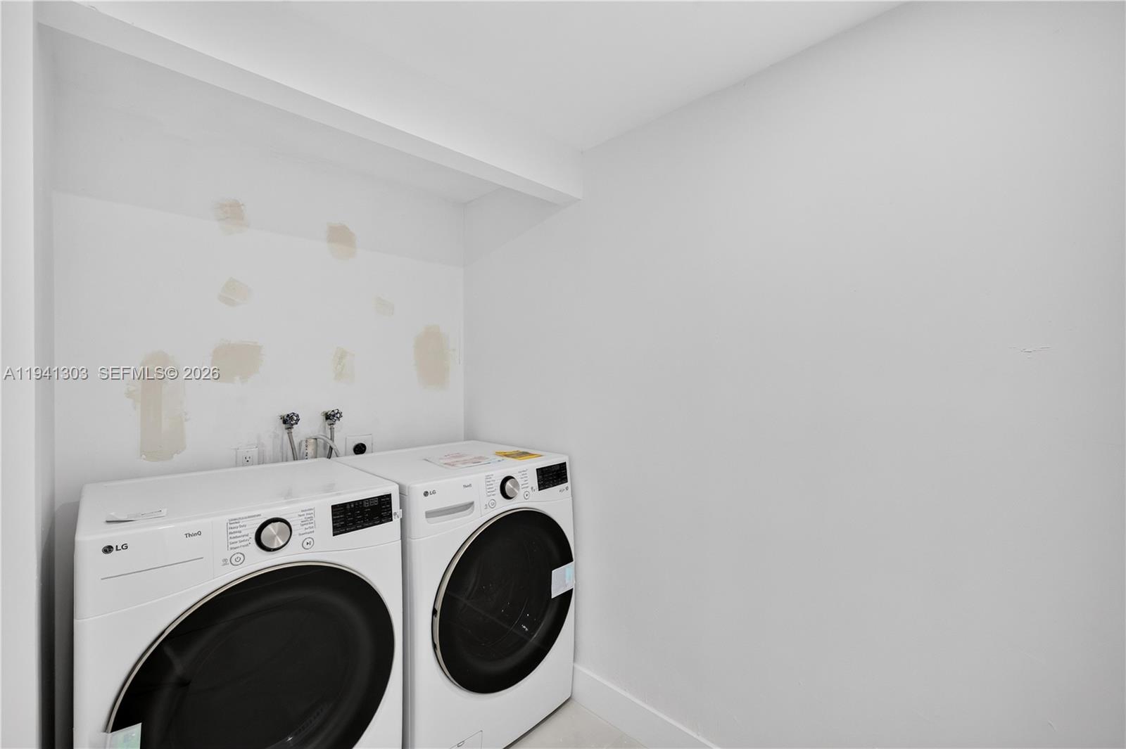 See details 2701 3 / 5 2470 sq. ft. $ 2026-01-08 0 Photo
