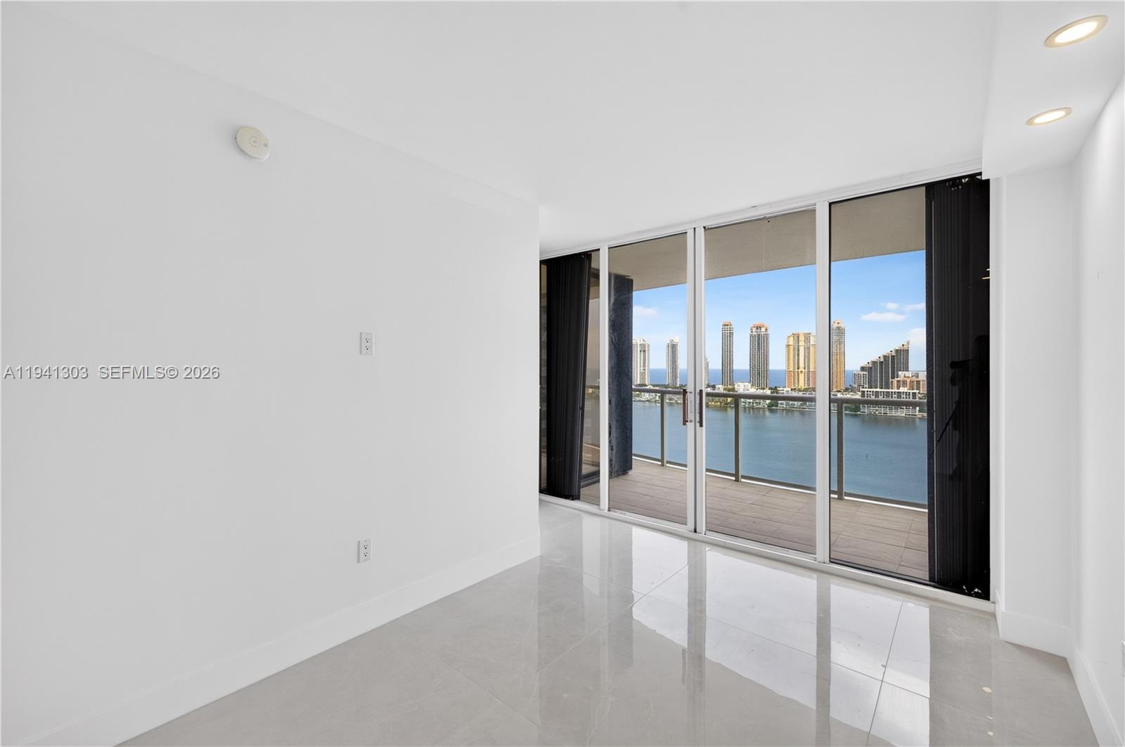 See details 2701 3 / 5 2470 sq. ft. $ 2026-01-08 0 Photo