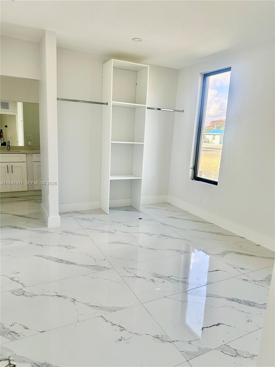 See details / 2144 sq. ft. $ 2026-01-08 0 Photo