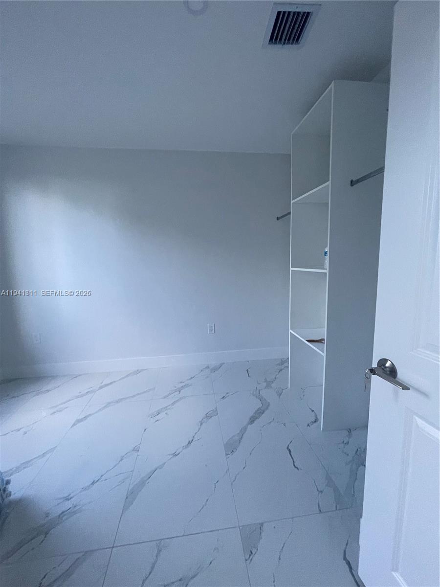 See details / 2144 sq. ft. $ 2026-01-08 0 Photo