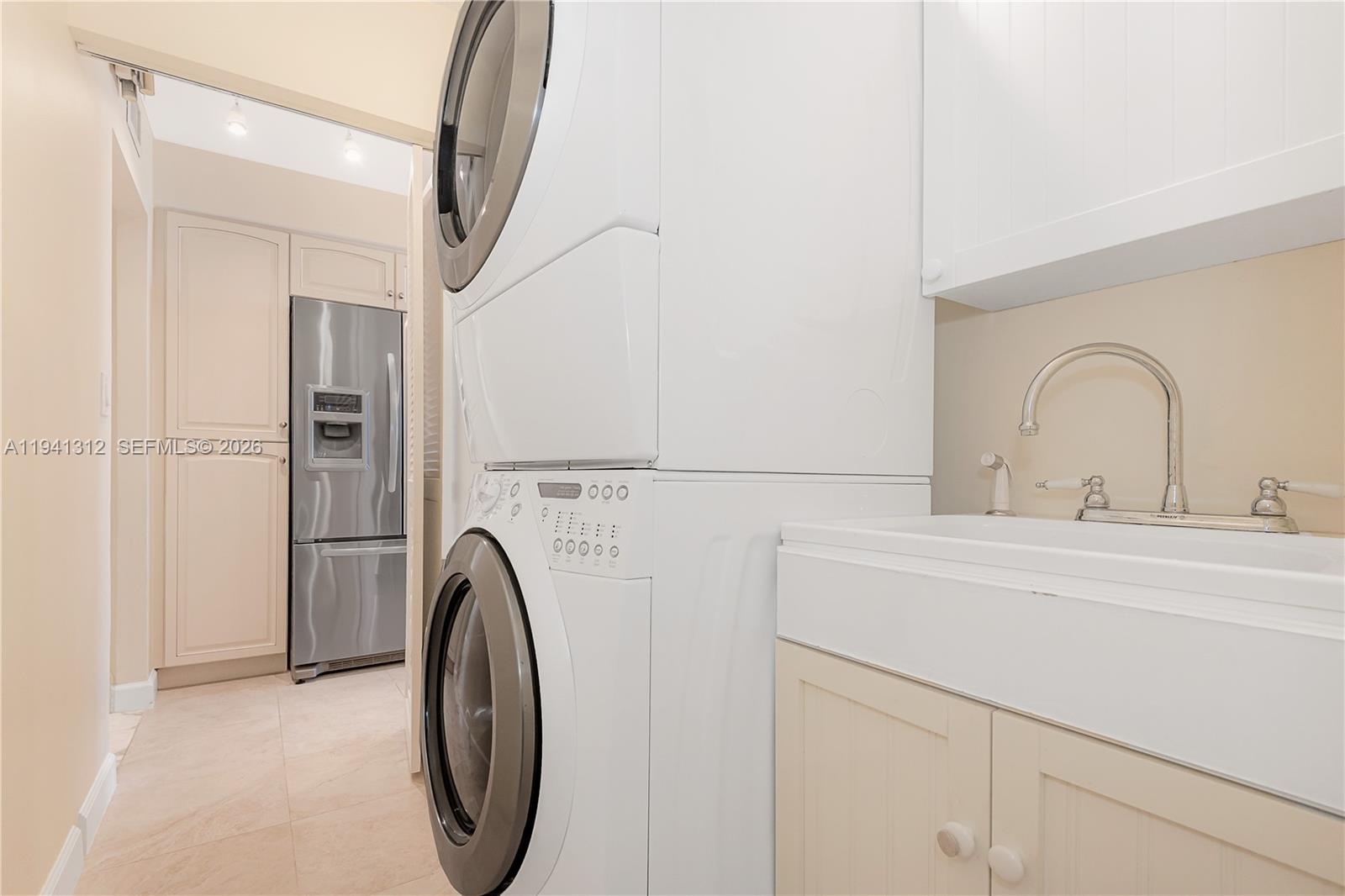 Photo of 2751 Ocean Dr  #1108N, Hollywood, Florida, 33019 - 