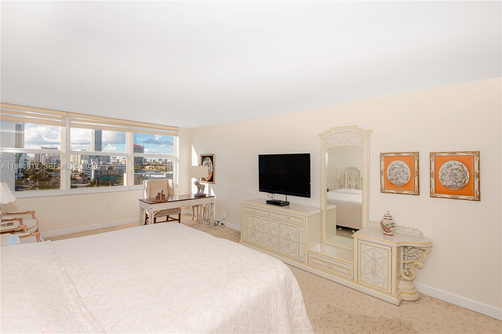 Photo of 2751 Ocean Dr  #1108N, Hollywood, Florida, 33019 - 