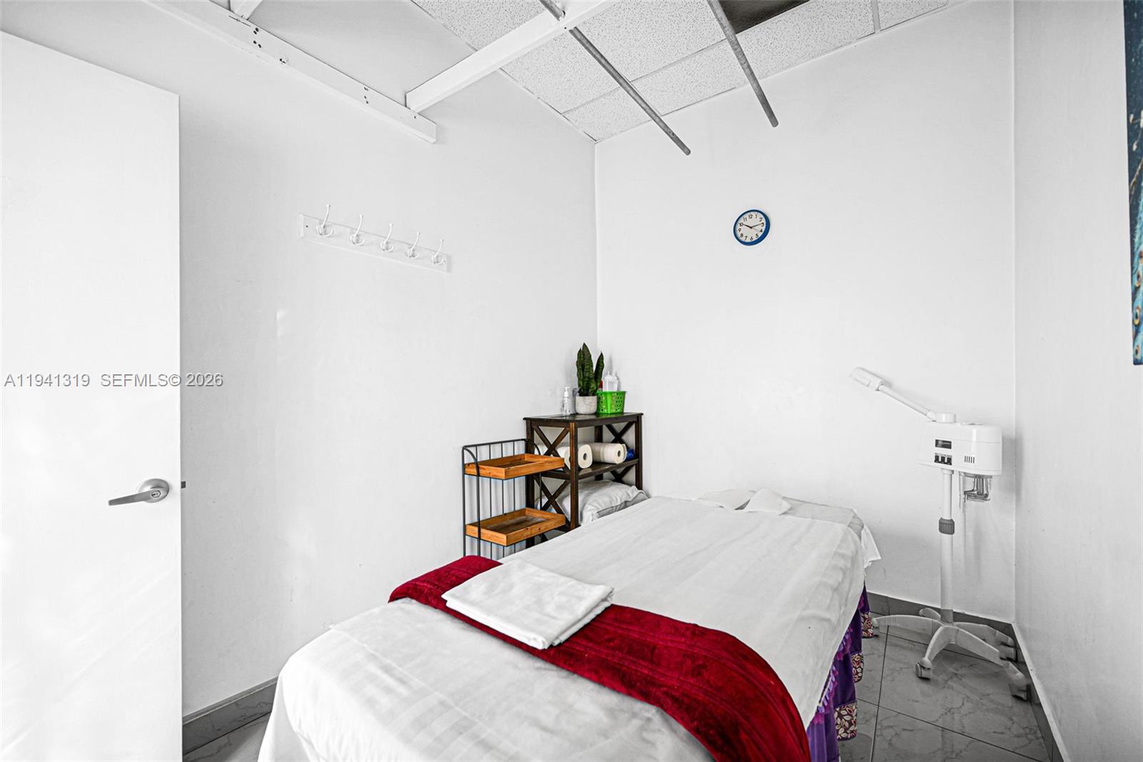 C5  /   кв.футов $ 2026-01-08 0 Фото