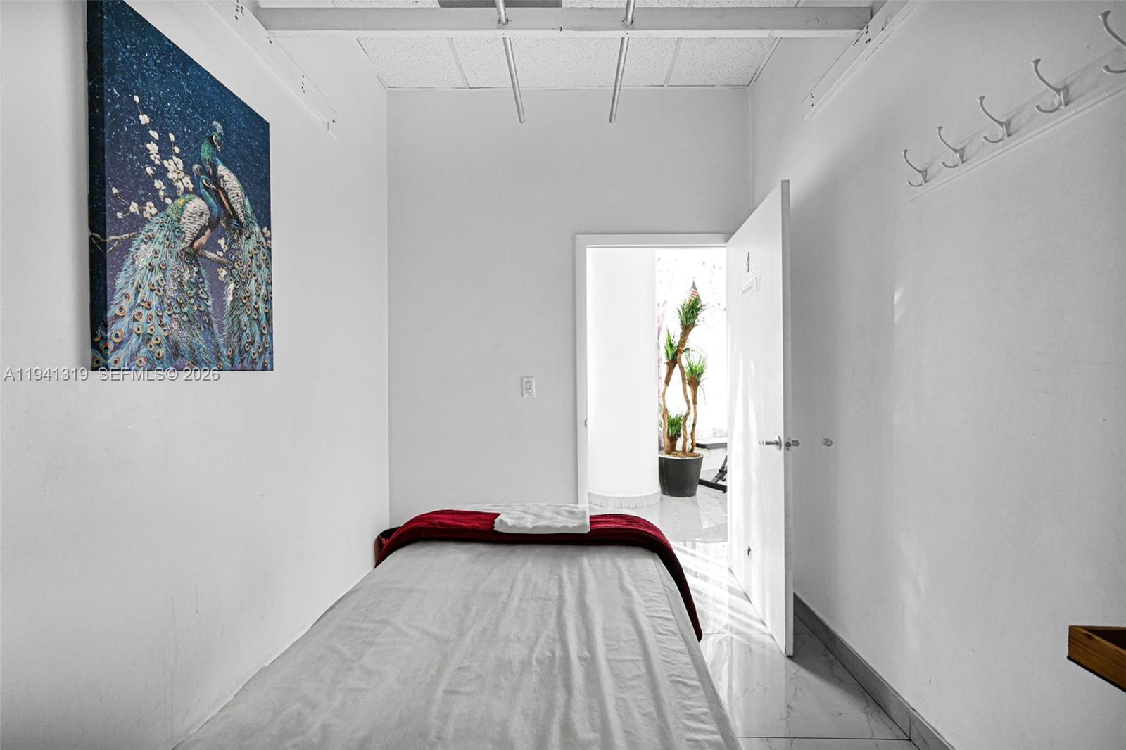 C5  /   кв.футов $ 2026-01-08 0 Фото