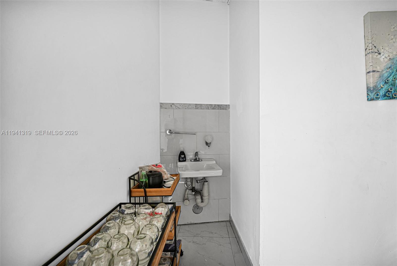 C5  /   кв.футов $ 2026-01-08 0 Фото