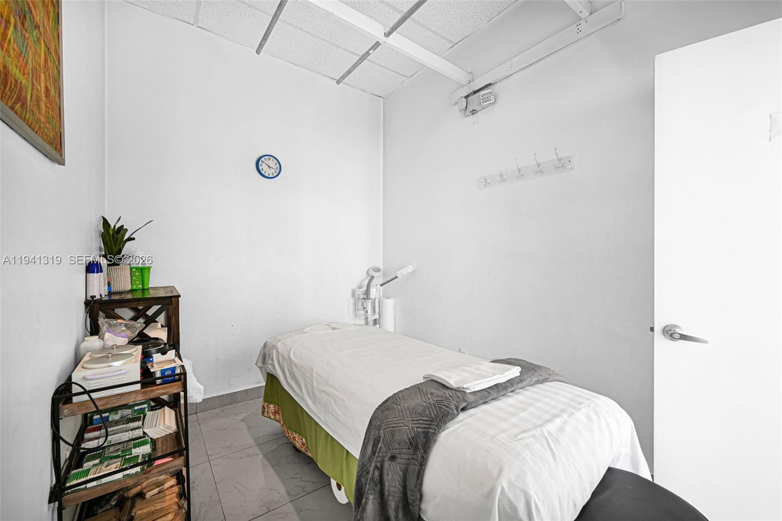 C5  /   кв.футов $ 2026-01-08 0 Фото