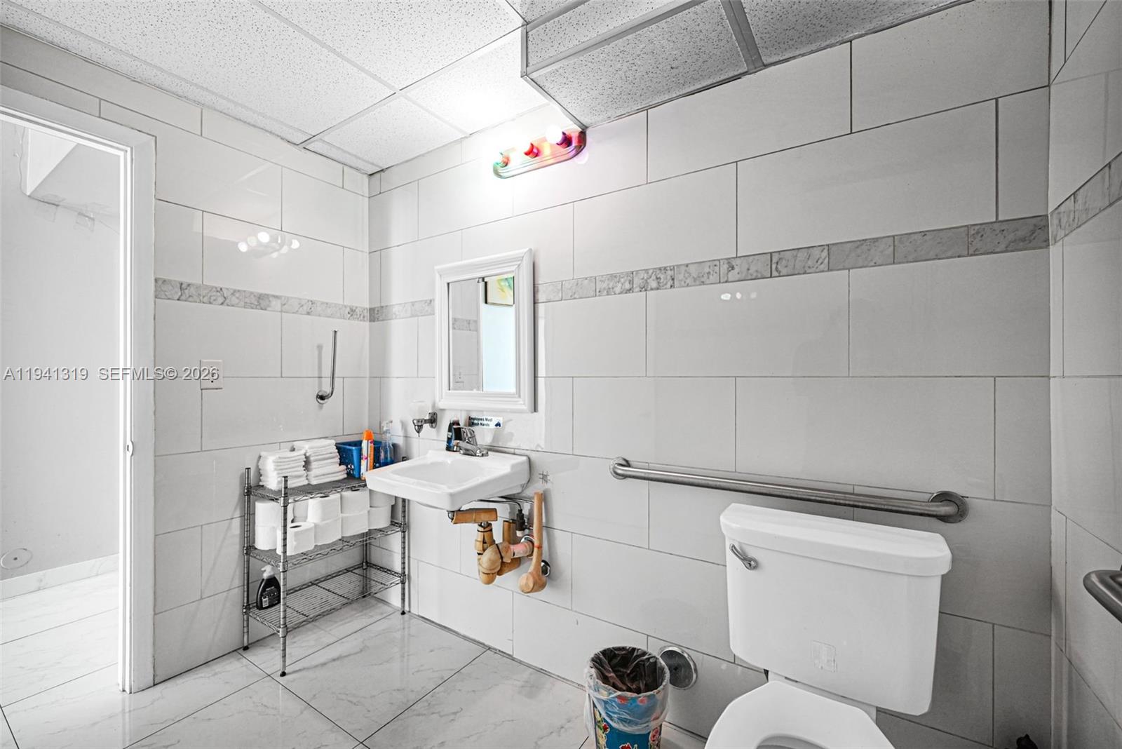 C5  /   кв.футов $ 2026-01-08 0 Фото