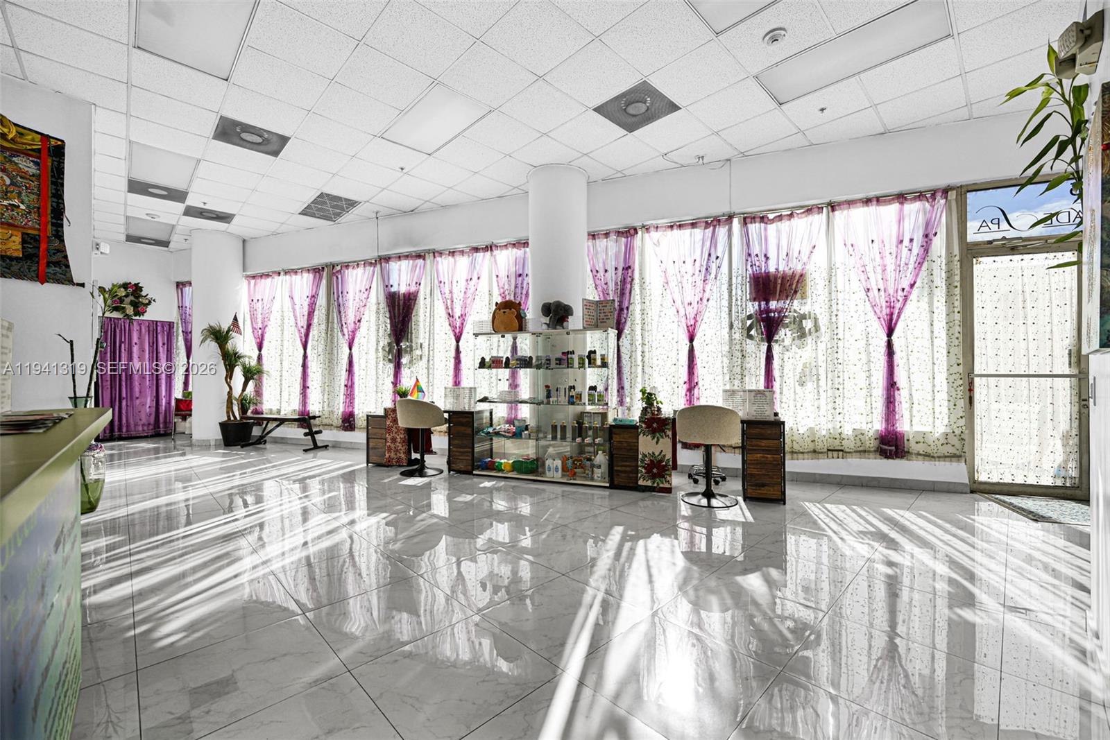 C5  /   кв.футов $ 2026-01-08 0 Фото