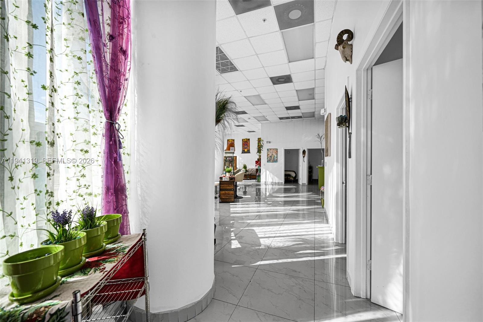 C5  /   кв.футов $ 2026-01-08 0 Фото