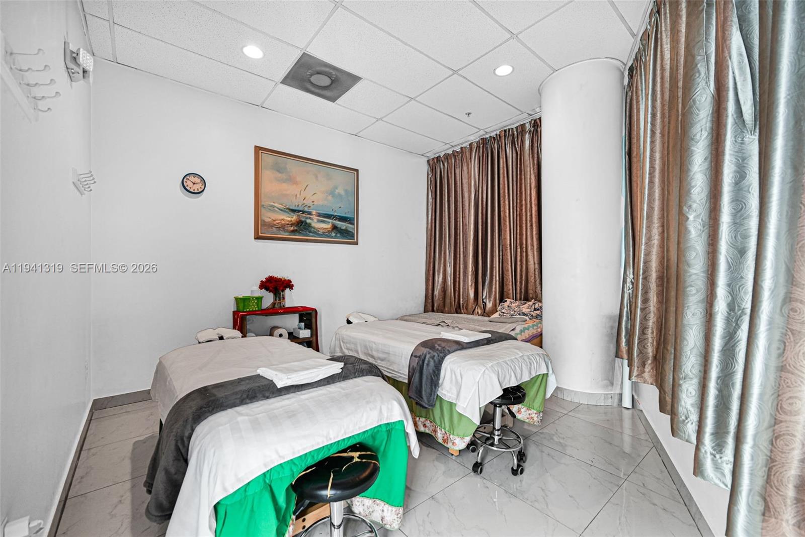 C5  /   кв.футов $ 2026-01-08 0 Фото