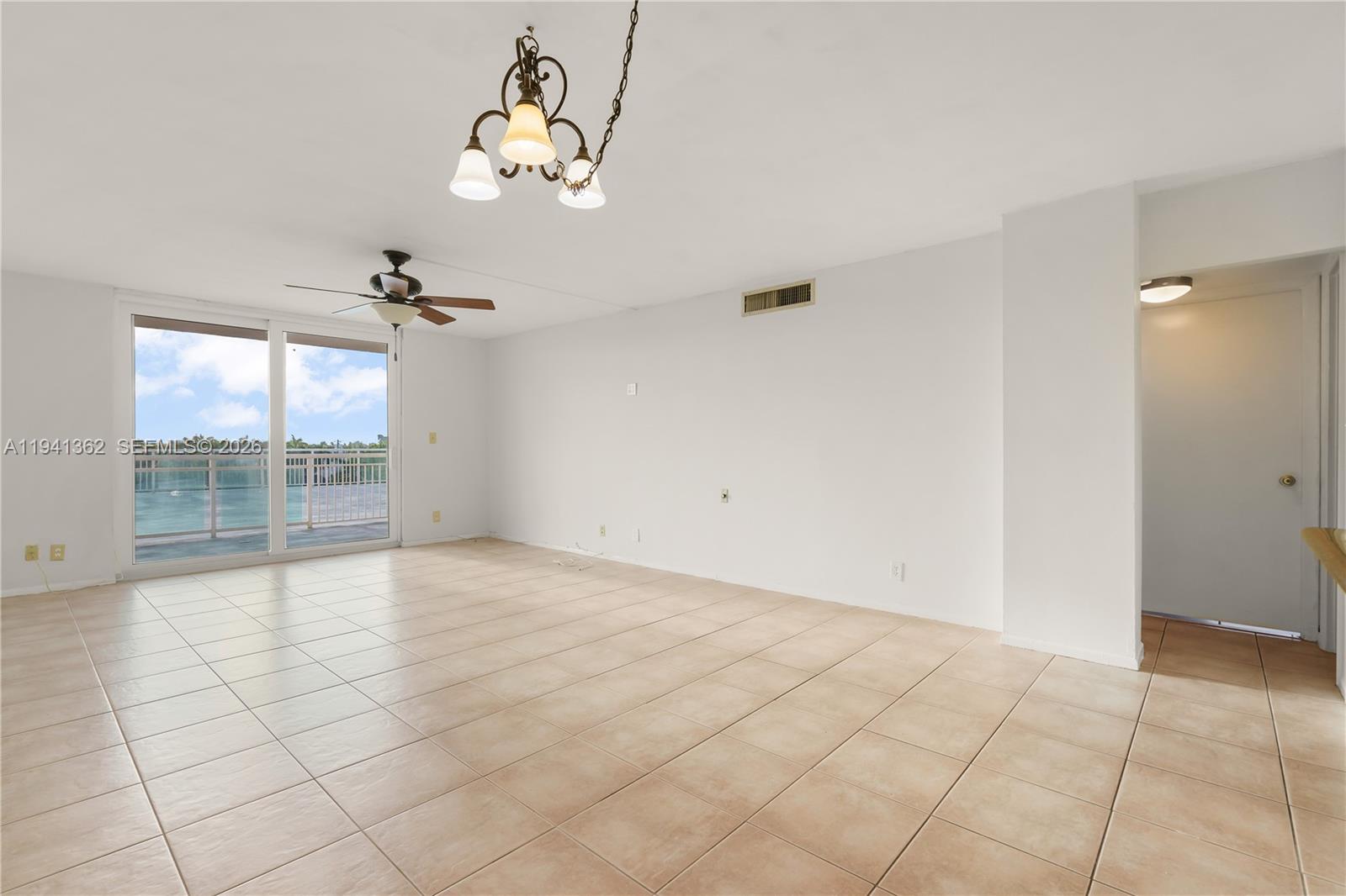 Photo of 437 Golden Isles Dr #4D, Hallandale Beach, Florida, 33009 -