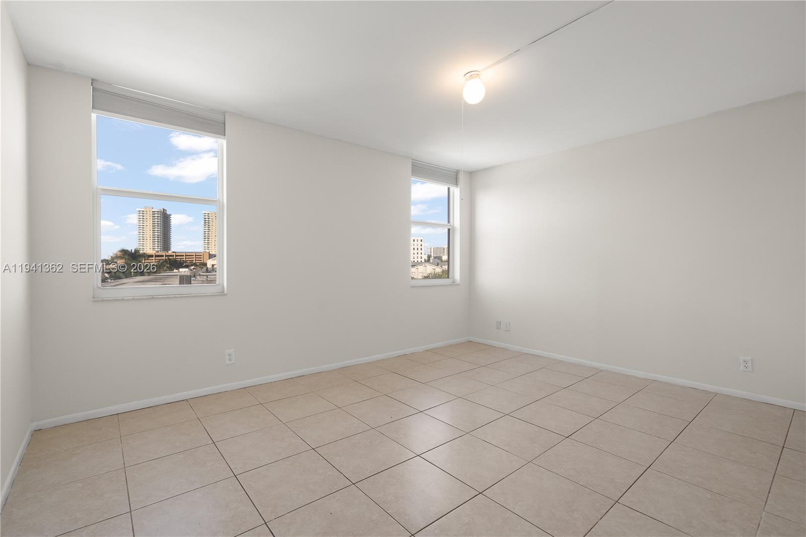 Photo of 437 Golden Isles Dr #4D, Hallandale Beach, Florida, 33009 -