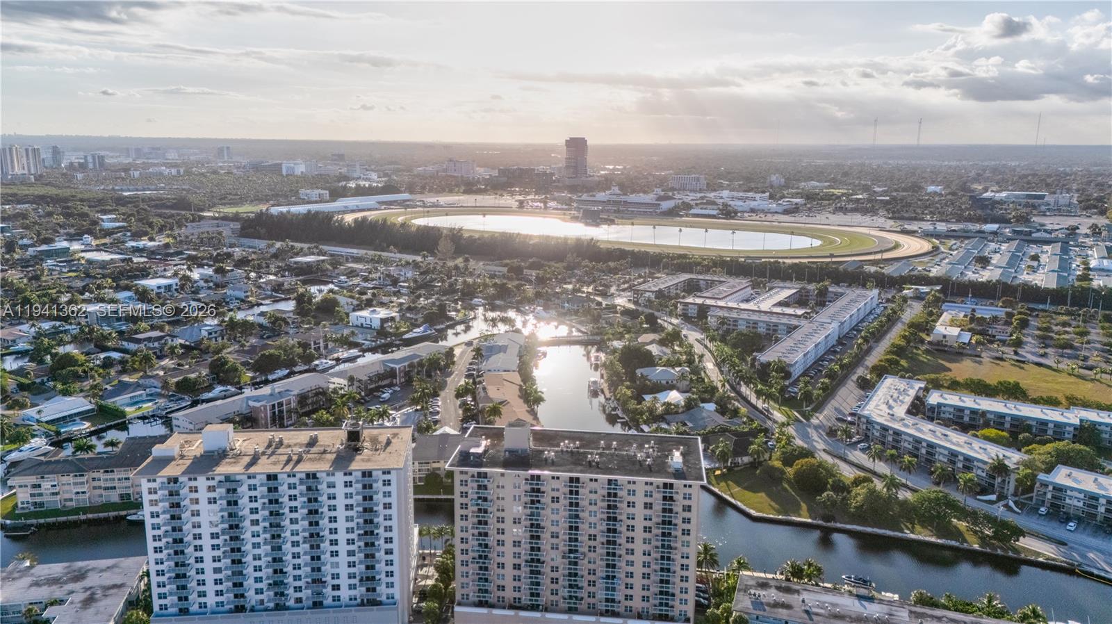 Photo of 437 Golden Isles Dr #4D, Hallandale Beach, Florida, 33009 -