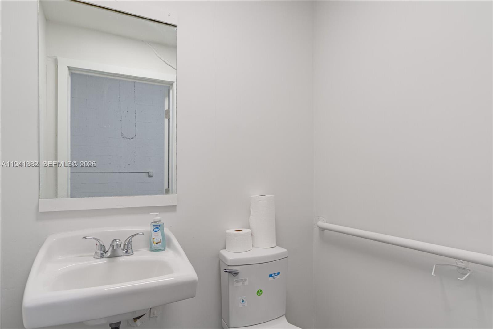   /   sq. ft. $ 2026-01-08 0 foto