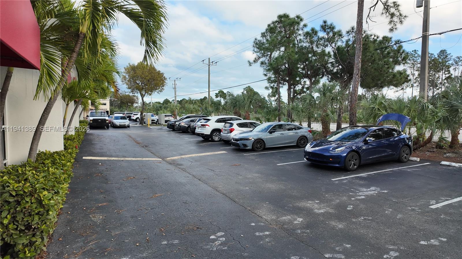 9  /   sq. ft. $ 2026-01-08 0 Photo