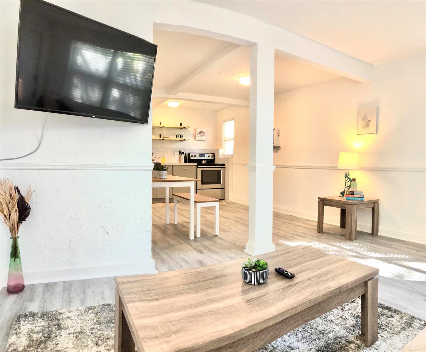 Ver detalles 1 / 4 2024 sq. ft. $ 2026-06-21 0 foto