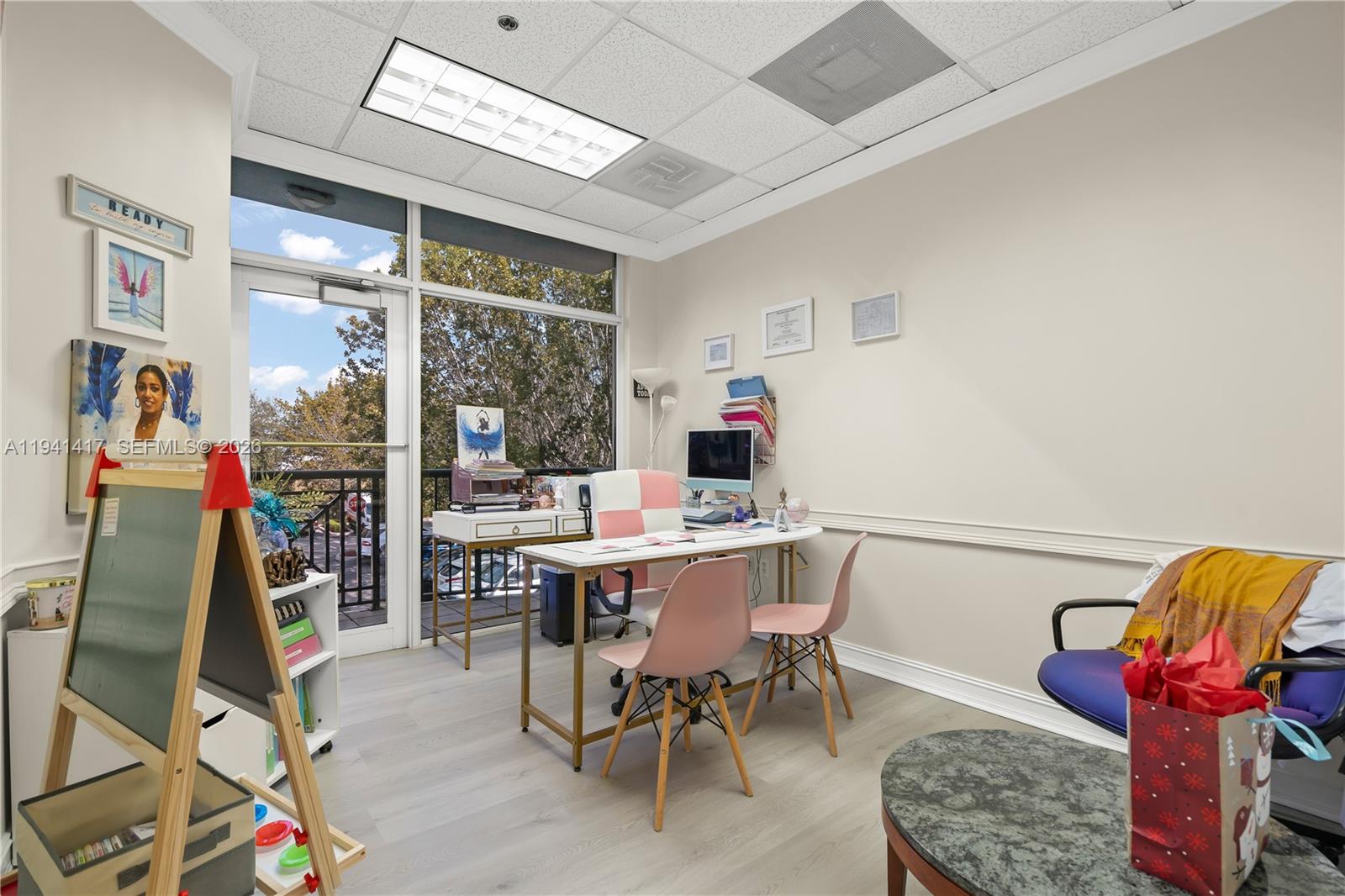 200-B  /   кв.футов $ 2026-01-08 0 Фото