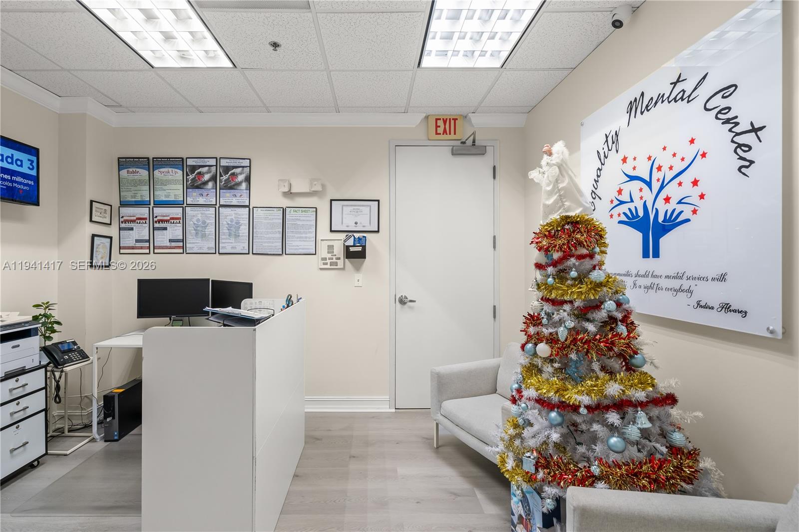 200-B  /   кв.футов $ 2026-01-08 0 Фото