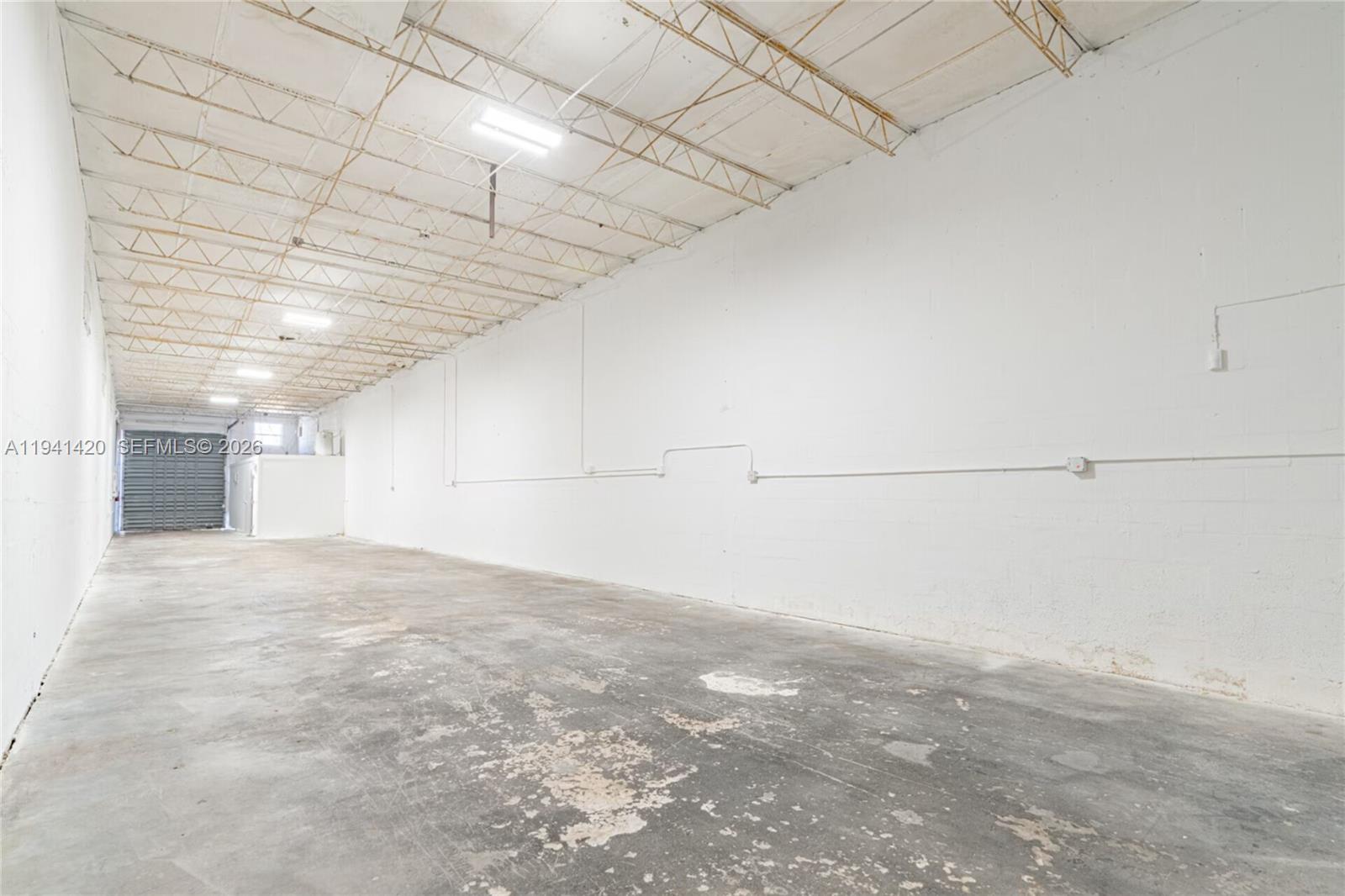   /   sq. ft. $ 2026-01-08 0 foto