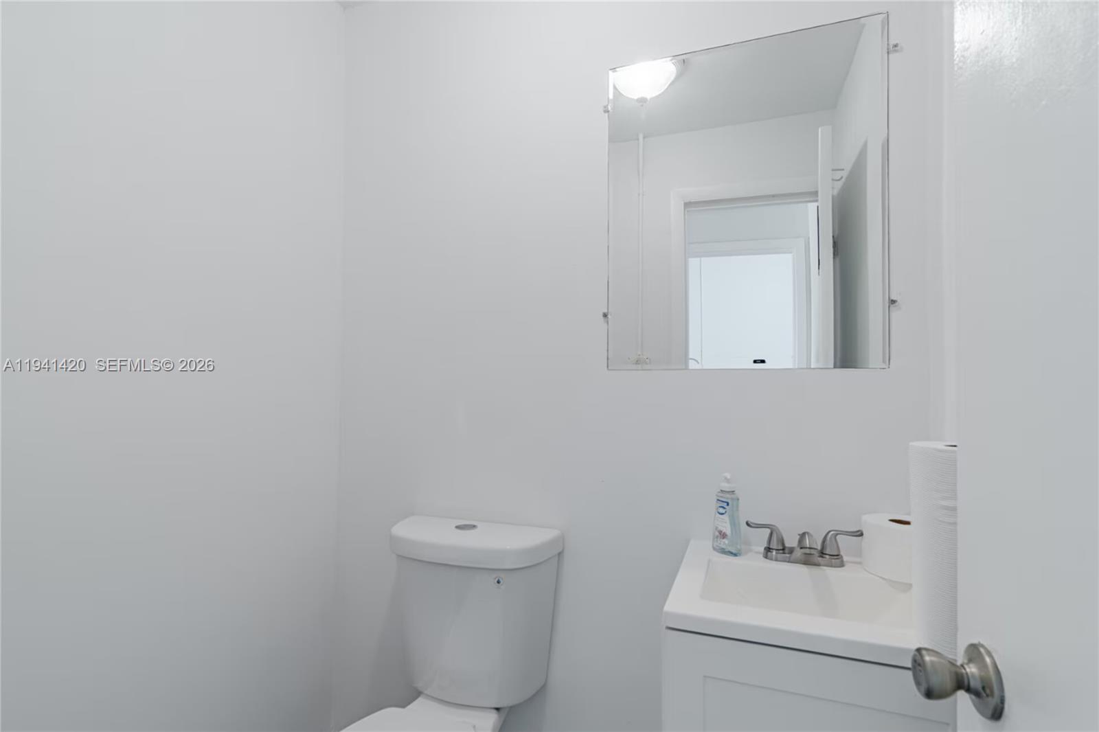   /   sq. ft. $ 2026-01-08 0 foto