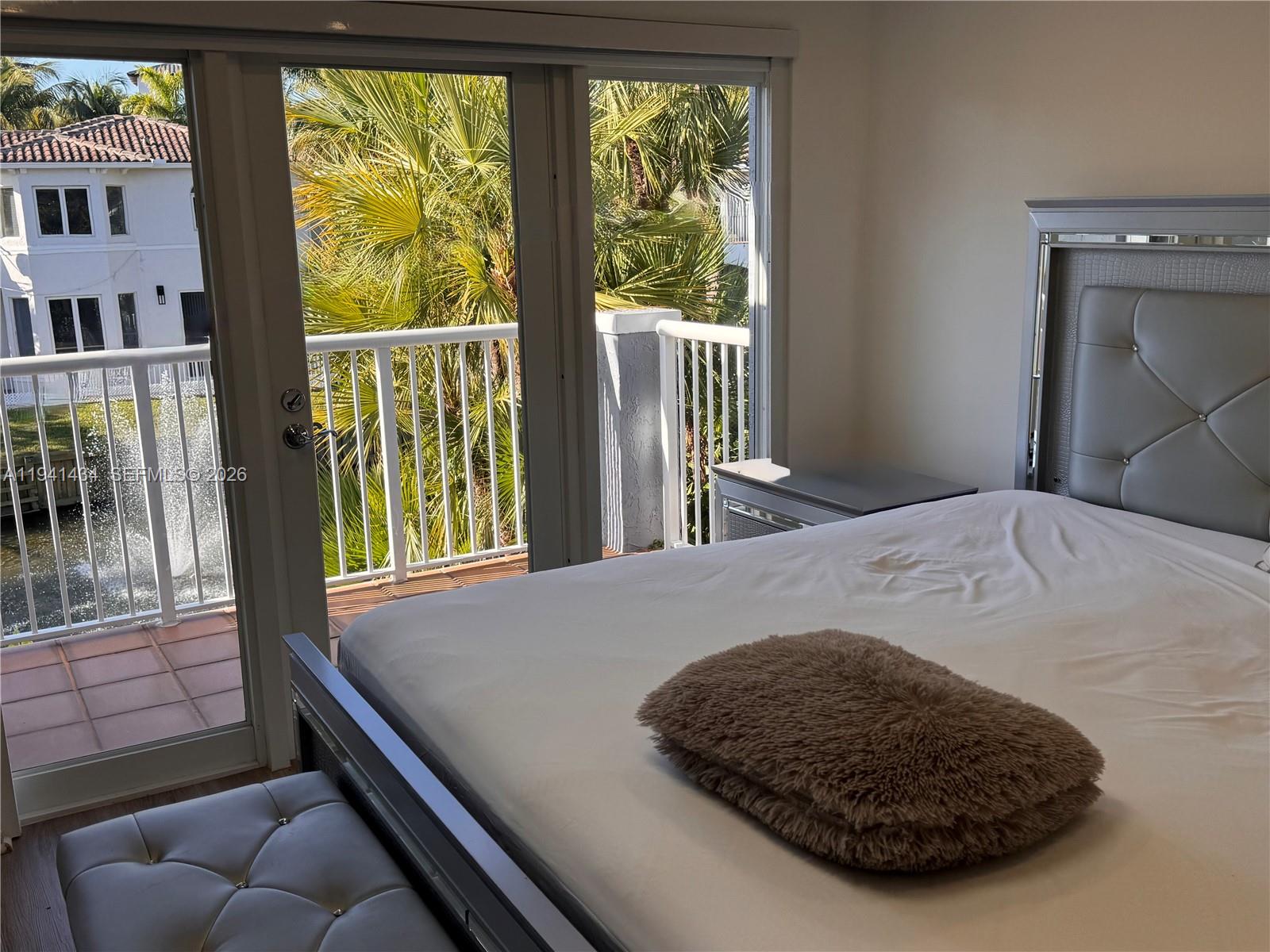 Photo of 3102 210th Ter , Aventura, Florida, 33180 - 