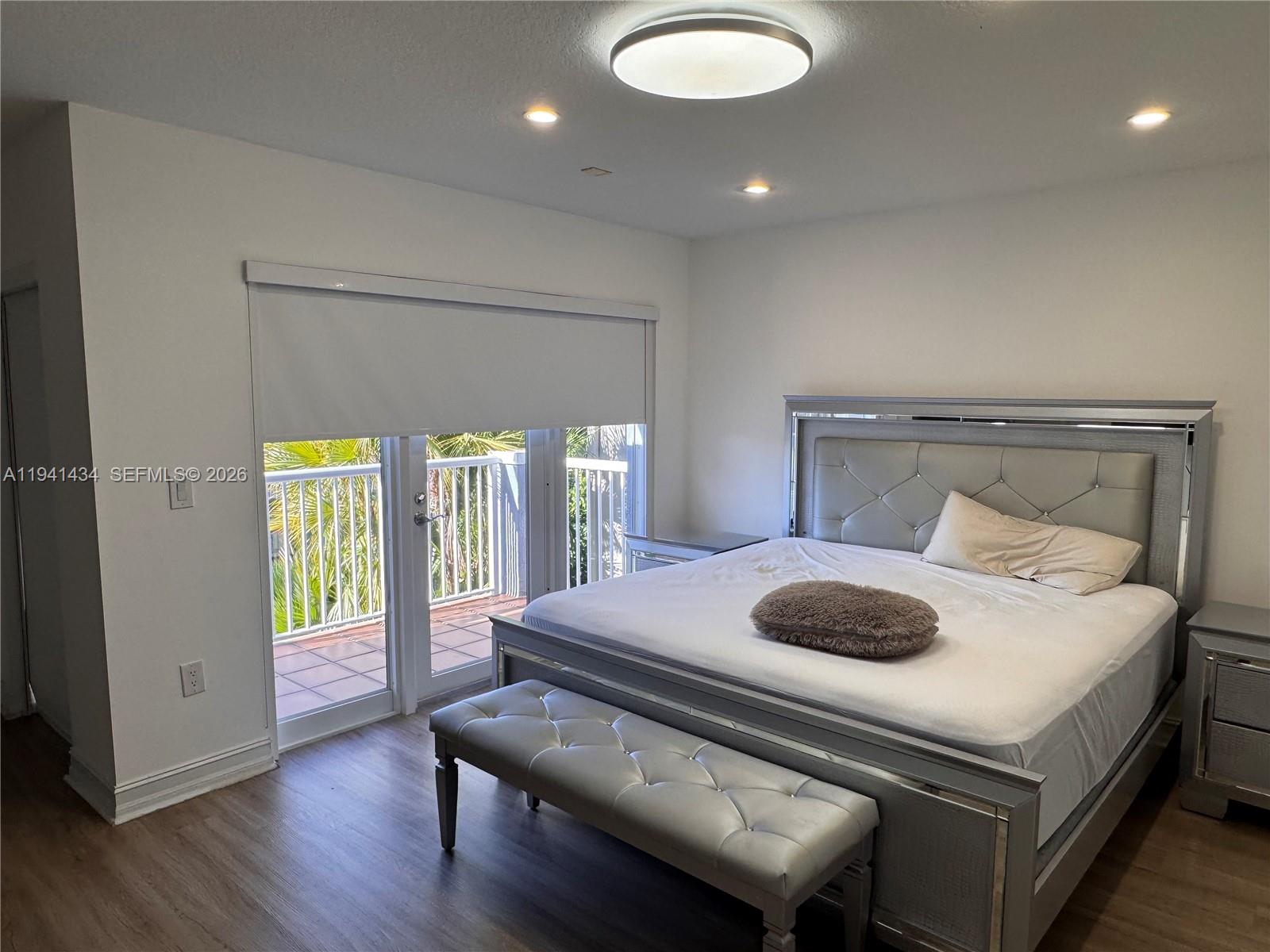 Photo of 3102 210th Ter , Aventura, Florida, 33180 - 