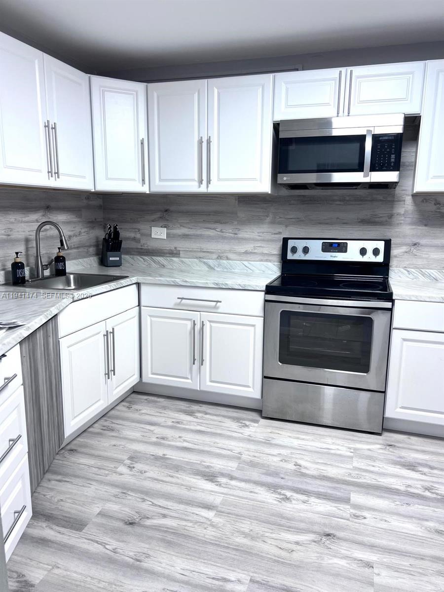 See details 403-3 2 / 2 1315 sq. ft. $ 2026-01-08 0 Photo