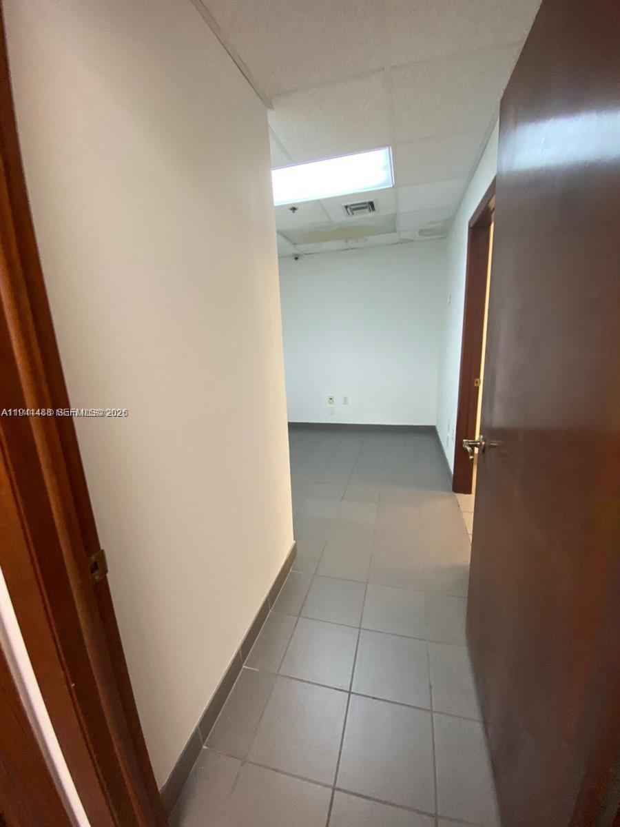   /   sq. ft. $ 2026-01-08 0 foto