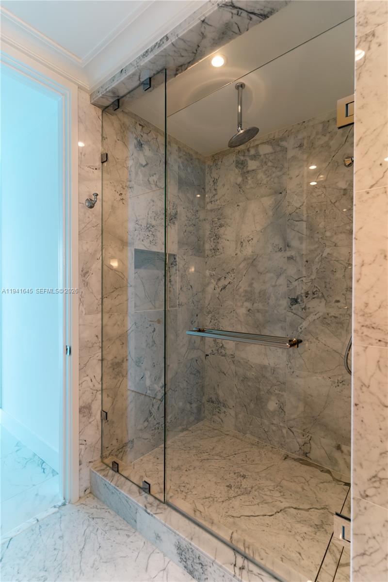 1002 3 / 4 2475 sq. ft. $ 2026-01-08 0 Photo