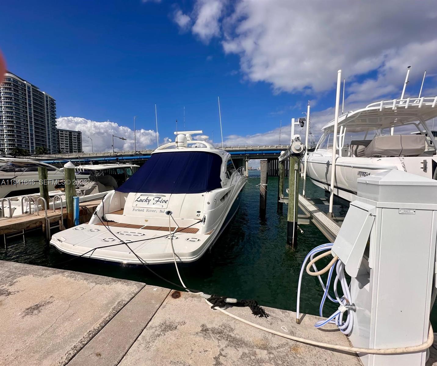 See details / sq. ft. $ 2026-01-08 0 Photo