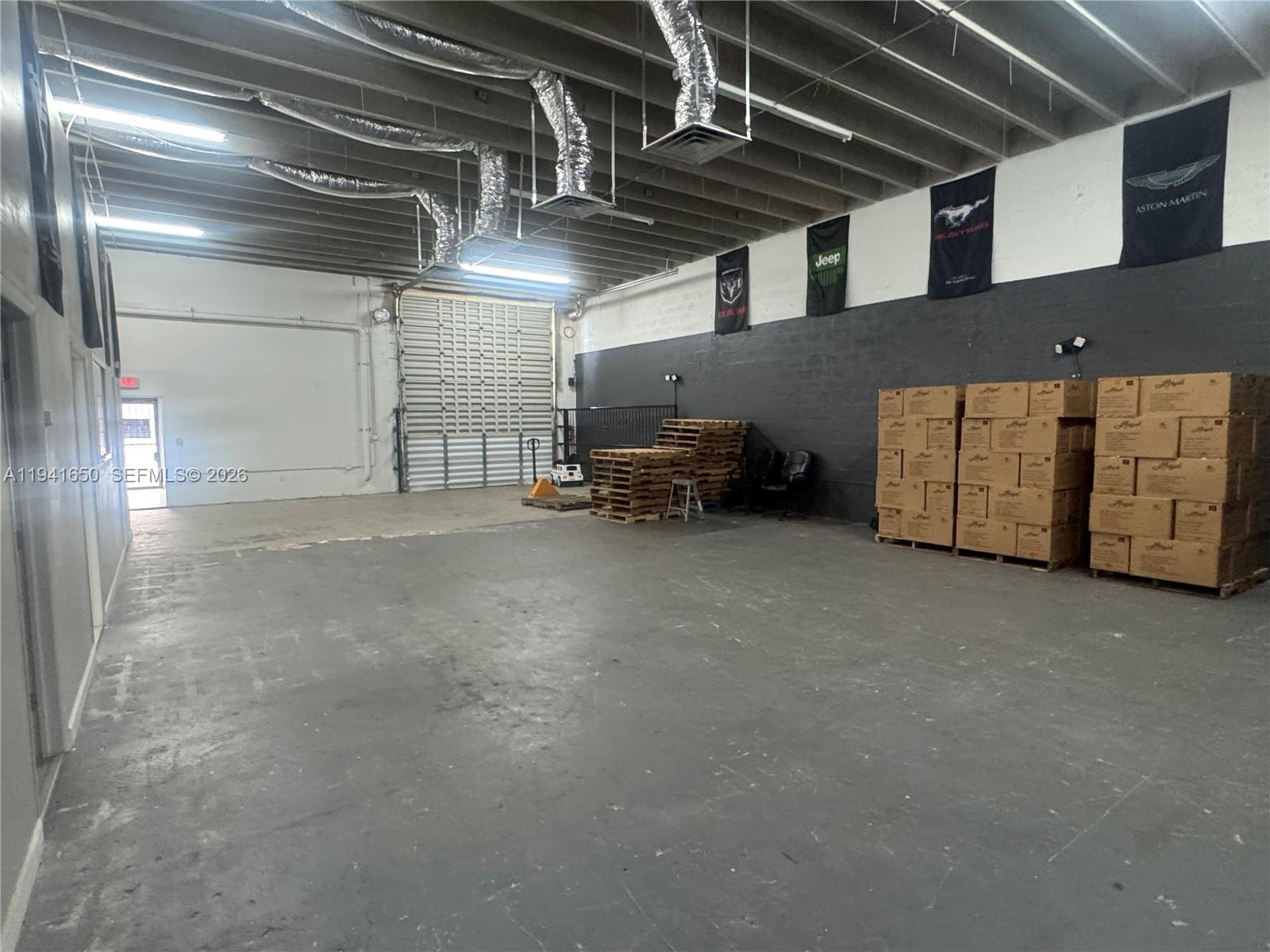 C13  /   sq. ft. $ 2026-01-08 0 Photo