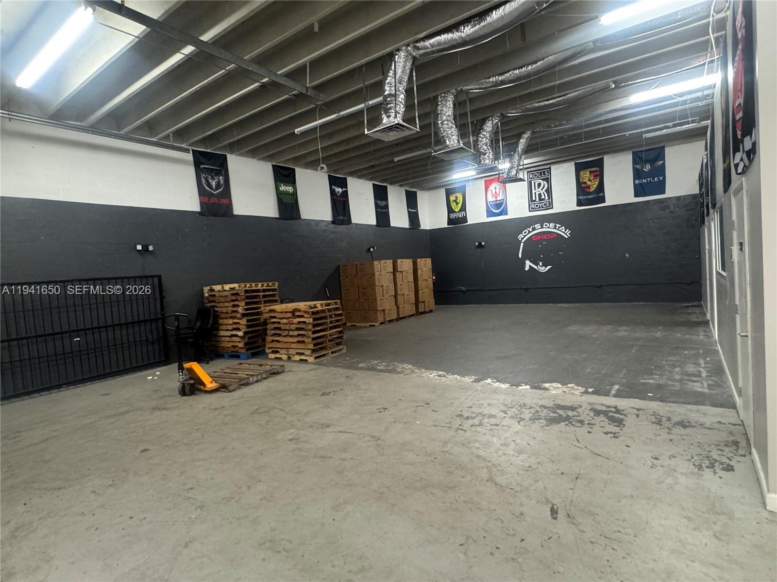 C13  /   sq. ft. $ 2026-01-08 0 Photo