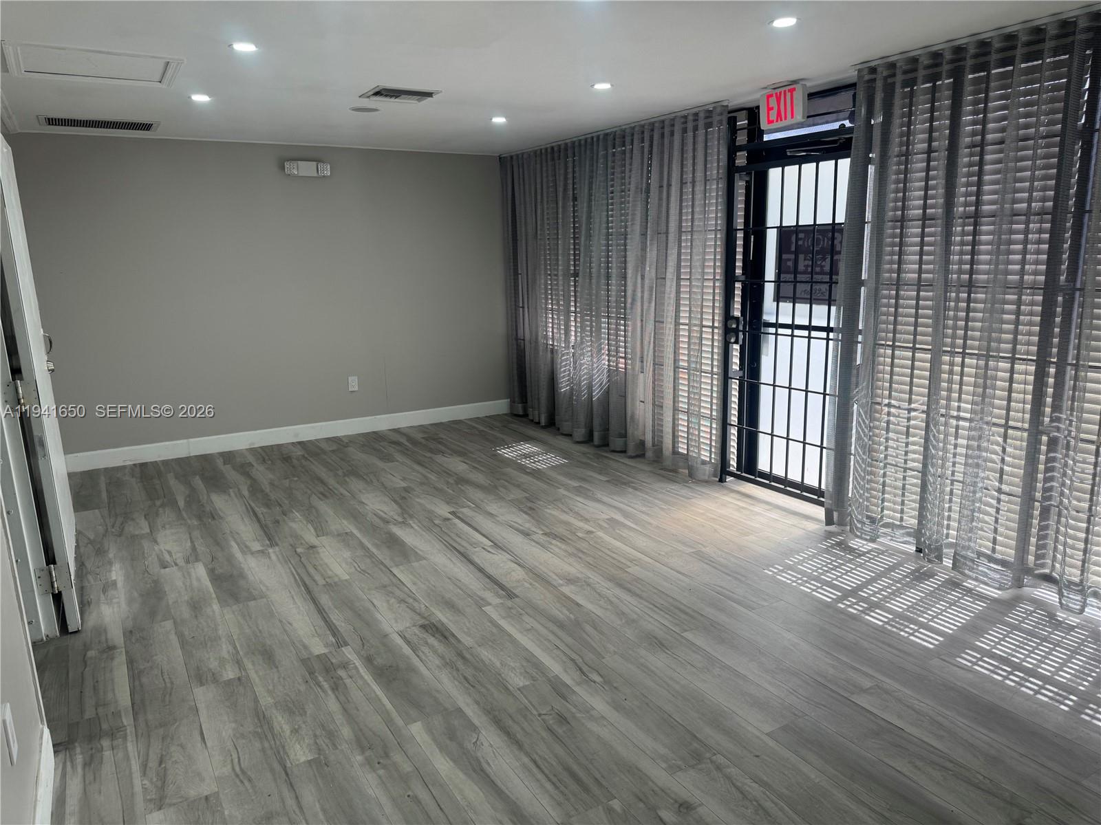 C13  /   sq. ft. $ 2026-01-08 0 Photo