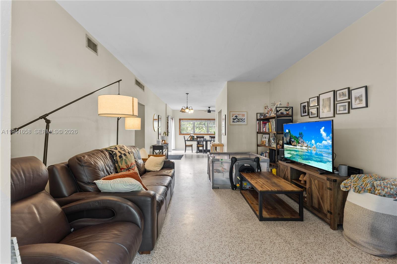   /  2880 sq. ft. $ 2026-01-08 0 foto