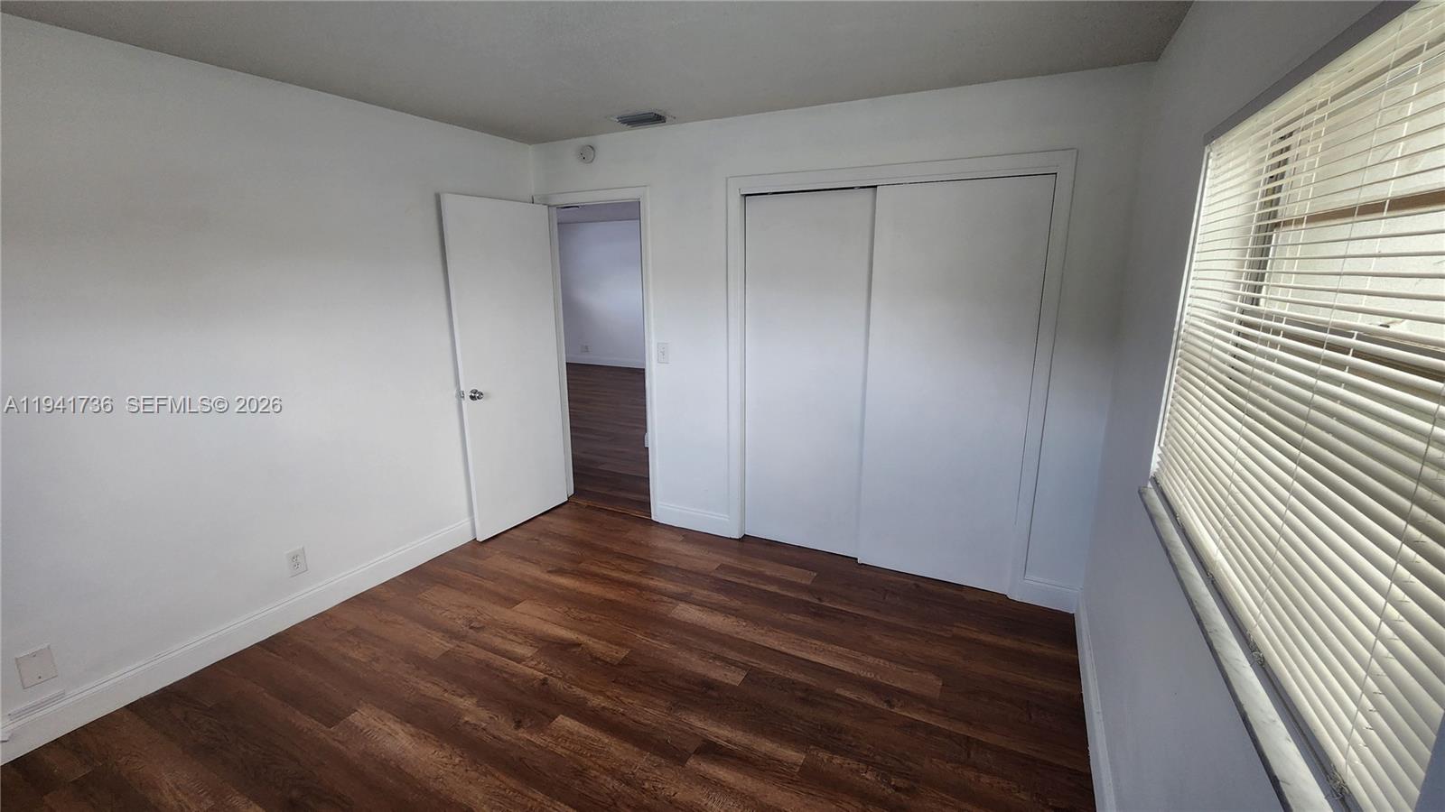   /  2412 sq. ft. $ 2026-01-08 0 foto