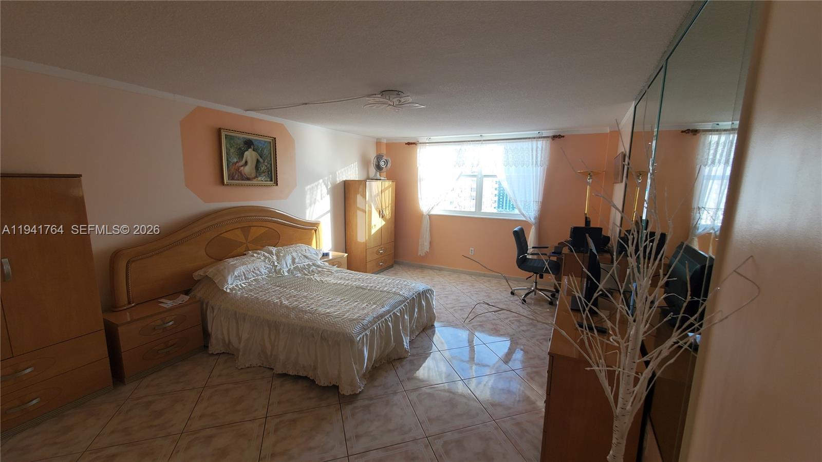 Photo of 1833 Ocean Dr  #1506, Hallandale Beach, Florida, 33009 - 