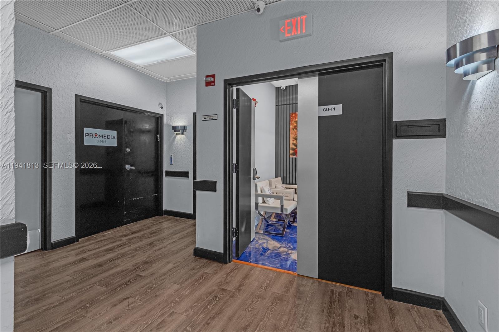 CUT-1-2-3  /   кв.футов $ 2026-01-08 0 Фото