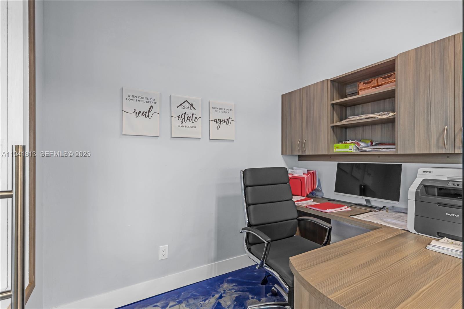 CUT-1-2-3  /   кв.футов $ 2026-01-08 0 Фото