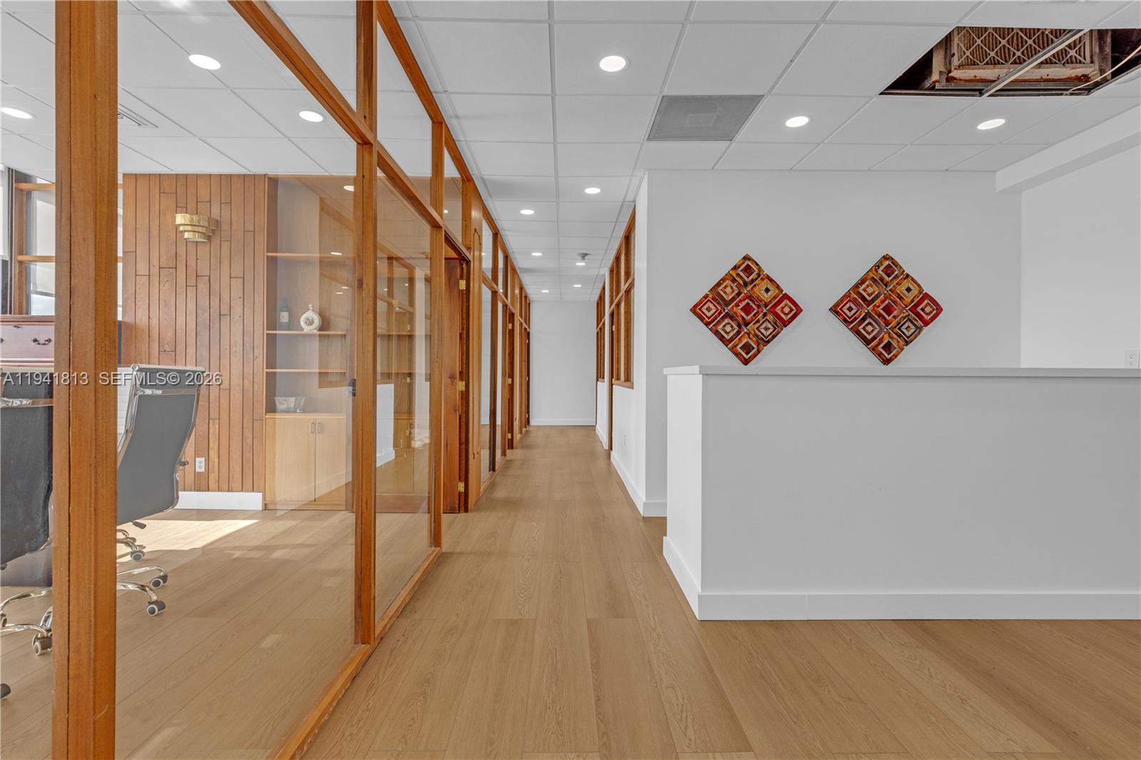 CUT-1-2-3  /   кв.футов $ 2026-01-08 0 Фото