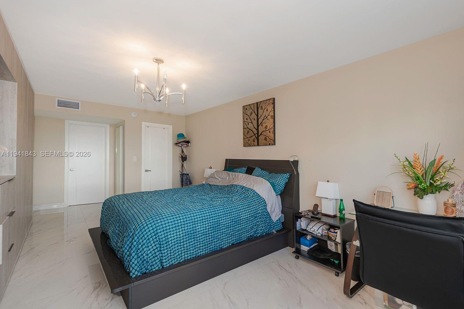 Подробнее 619 2 / 2 1830 кв.футов $ 2026-01-08 0 Фото