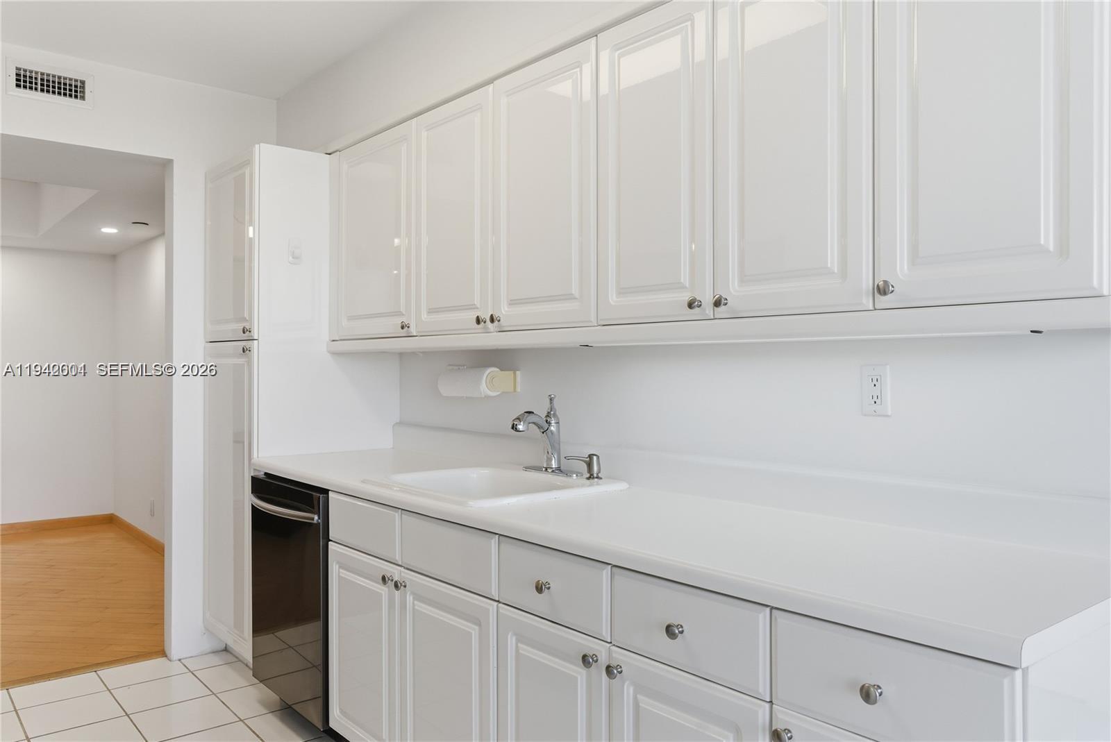 Photo of 3598 Yacht Club Dr  #1101, Aventura, Florida, 33180 - 