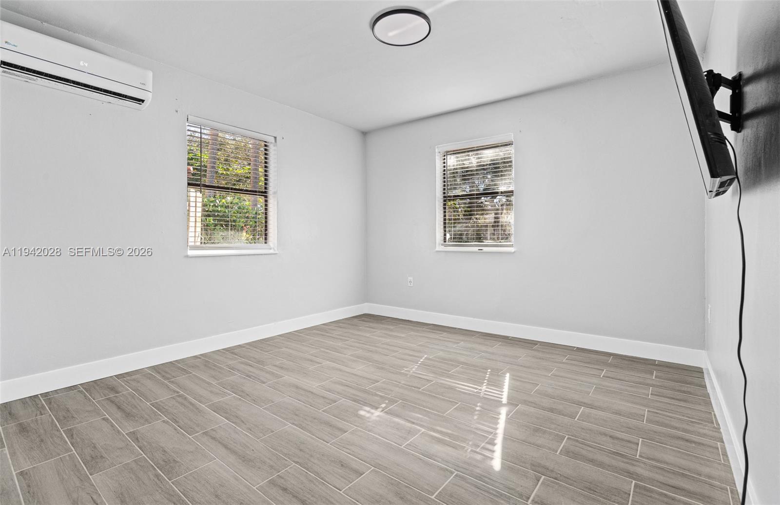   /  1621 кв.футов $ 2026-01-09 0 Фото