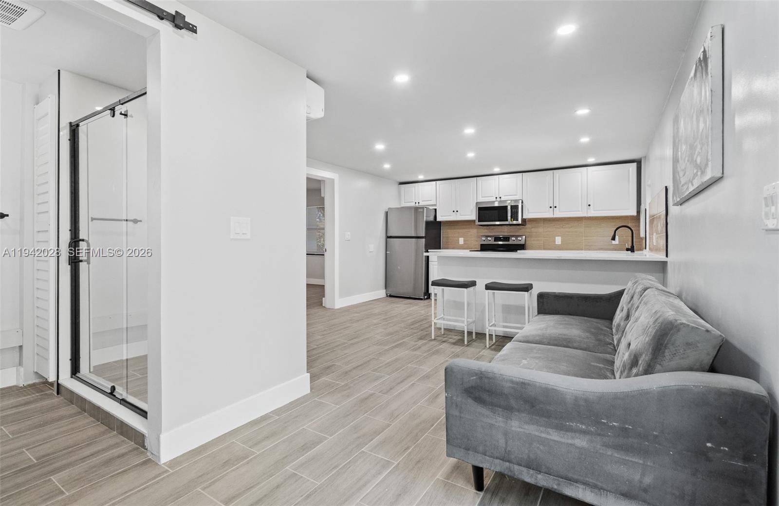   /  1621 кв.футов $ 2026-01-09 0 Фото