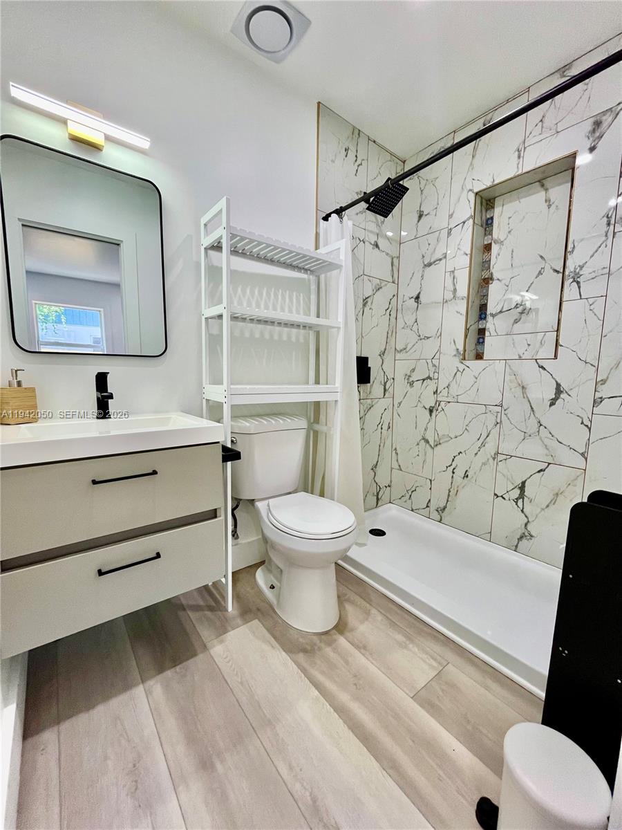 See details / 840 sq. ft. $ 2026-01-09 0 Photo