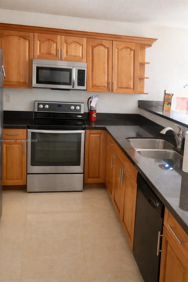   /  5850 кв.футов $ 2026-01-09 0 Фото