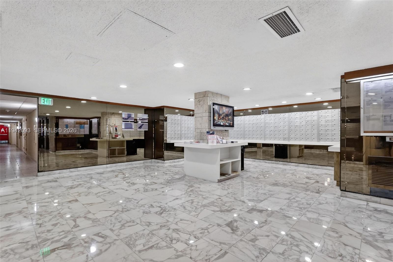 Подробнее 1905 1 / 2 1104 кв.футов $ 2026-01-09 0 Фото