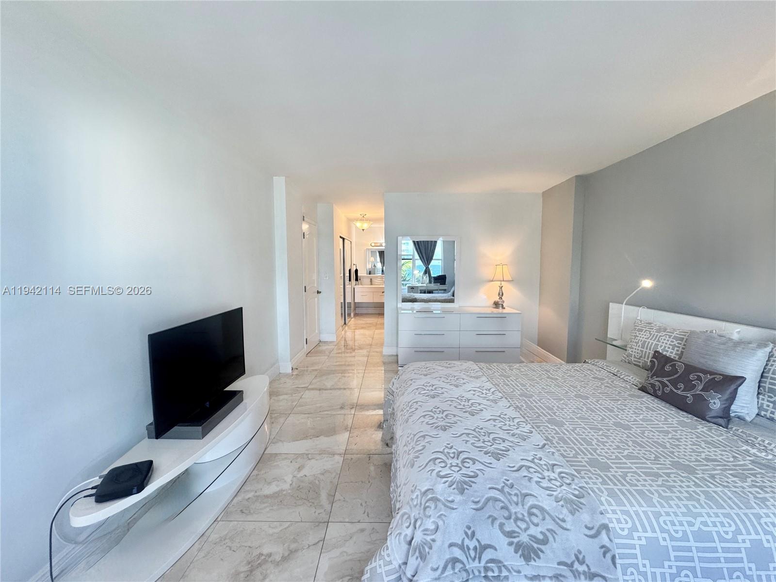 Photo of 3800 Ocean Dr  #519, Hollywood, Florida, 33019 - 
