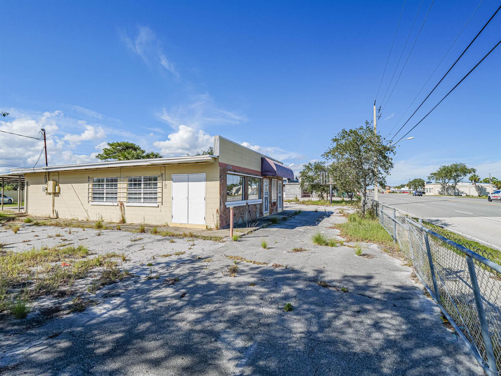 See details / 1 sq. ft. $ 2026-02-10 0 Photo