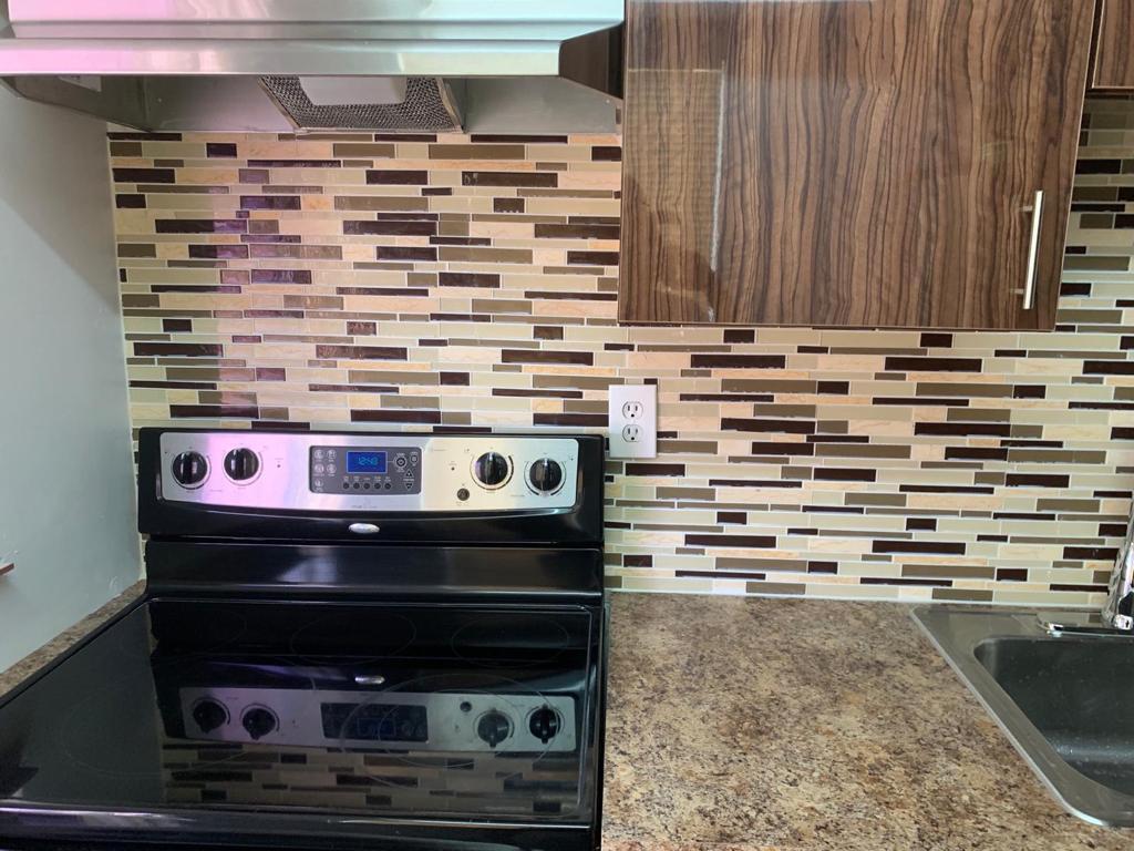 1-5  / 4 3852 sq. ft. $ 2026-06-21 0 foto